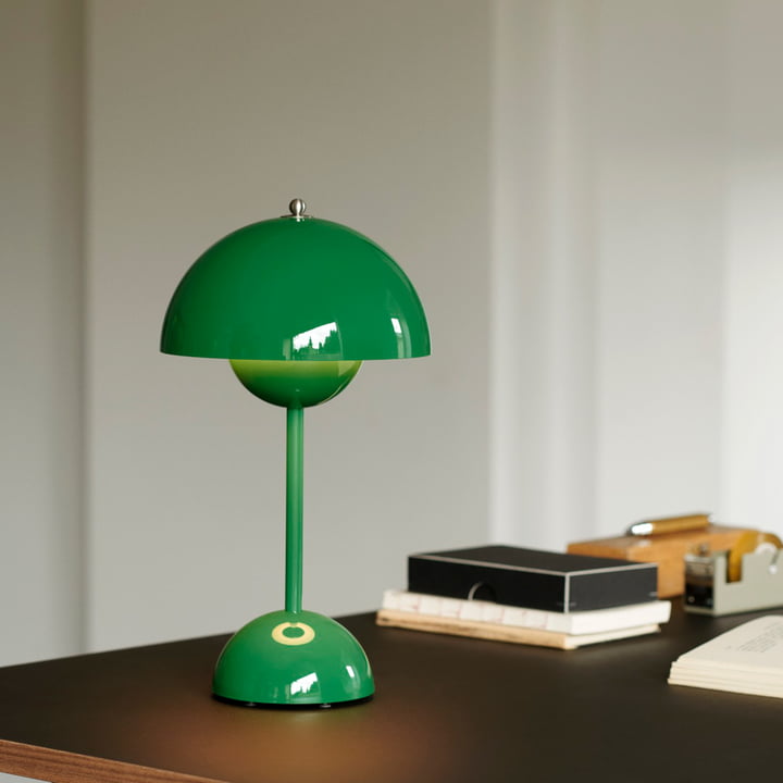 LunaGlow - Cordless LED table lamp with unique retro umbrella design